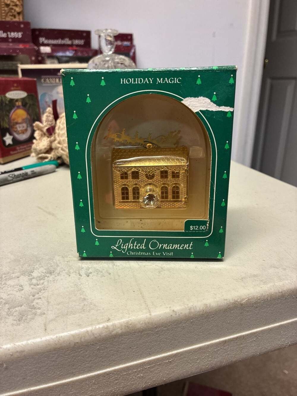 Hallmark Holiday Magic Lighted Ornament Christmas Eve Visit 1985